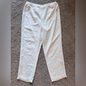 Appleseed's Women’s Cream Straight Leg Pull On Trousers